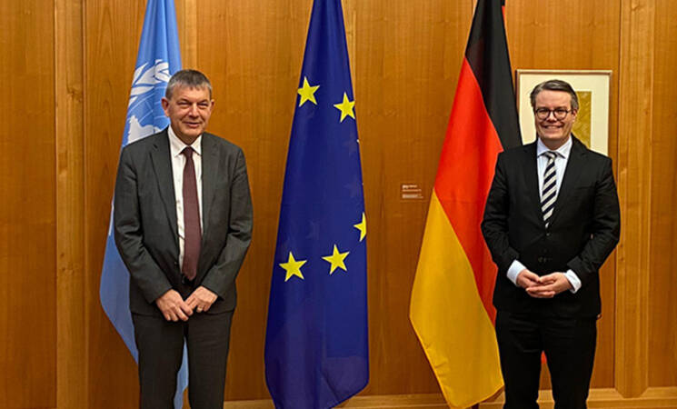 Chief of UN Palestine Refugee Agency Visits Berlin to Meet Representatives of New Gov’t