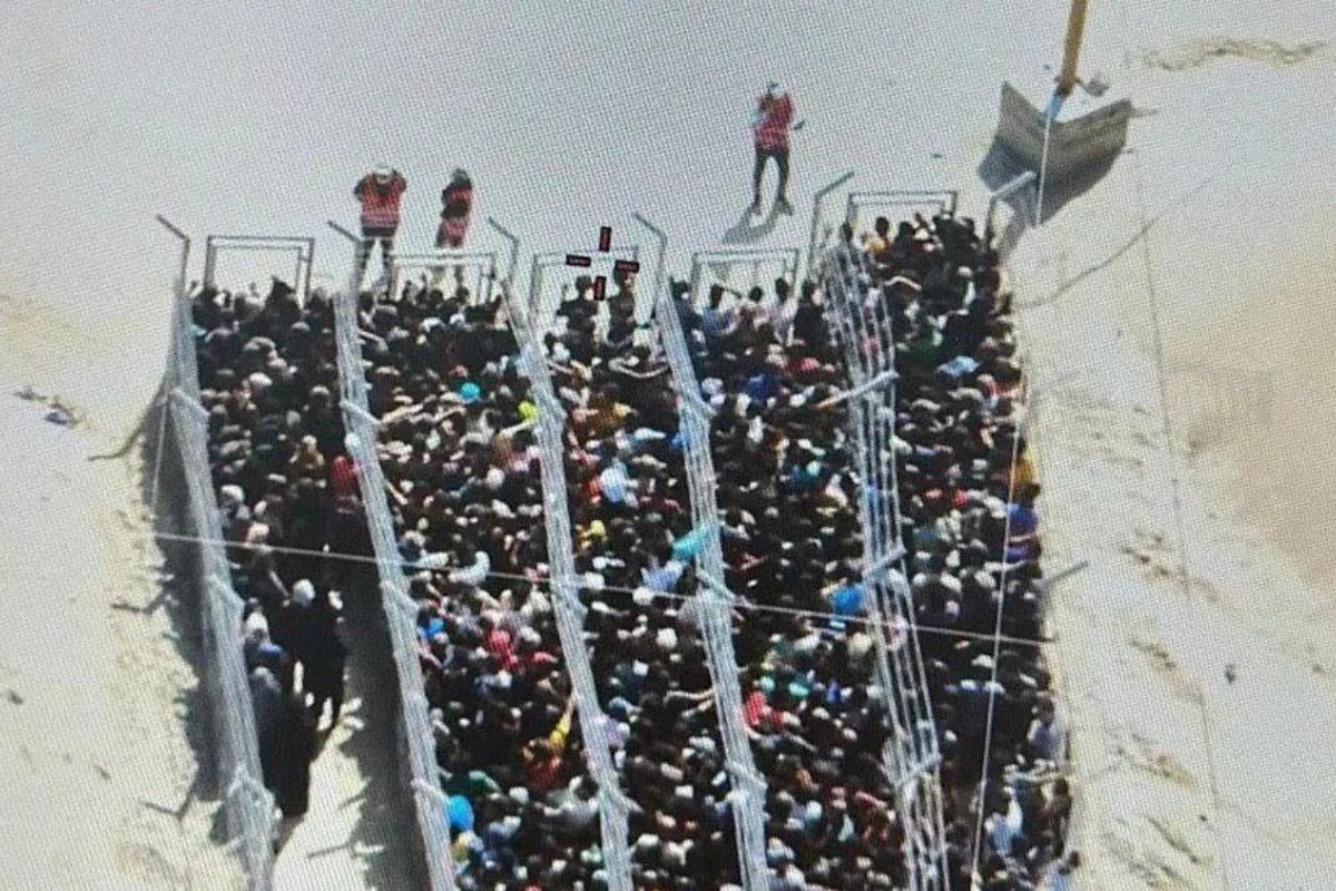 مركز العودة يسلم إحاطة قانونية لأعضاء البرلمان البريطاني حول تجويع المدنيين في غزة وتحويل المساعدات إلى أداة للإبادة